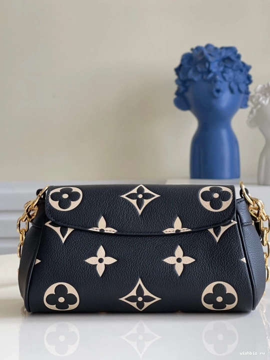 WIS LOUIS VUITTON FAVORITE 1213